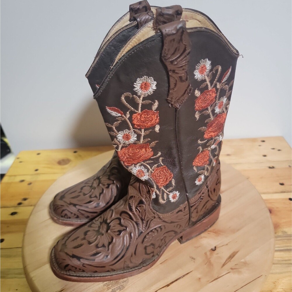 ROUSWEST Hand Tooled Embroidered Floral Leather Western Boots mens Size 7.5